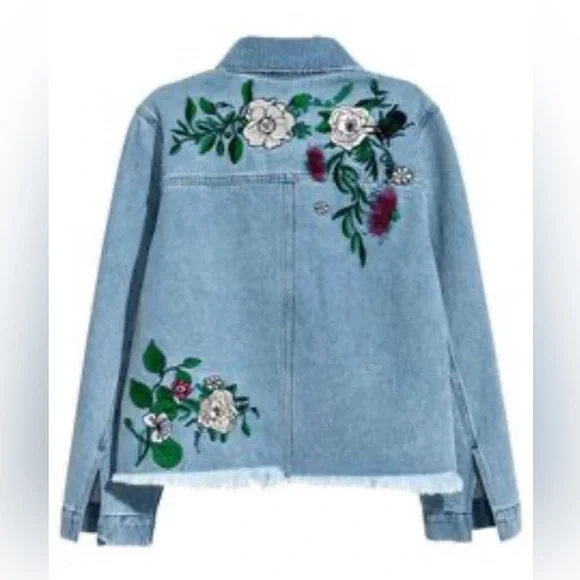 H&M x Coachella Embroidered Raw Hem Denim Jacket Size 6 - Picture 3 of 12